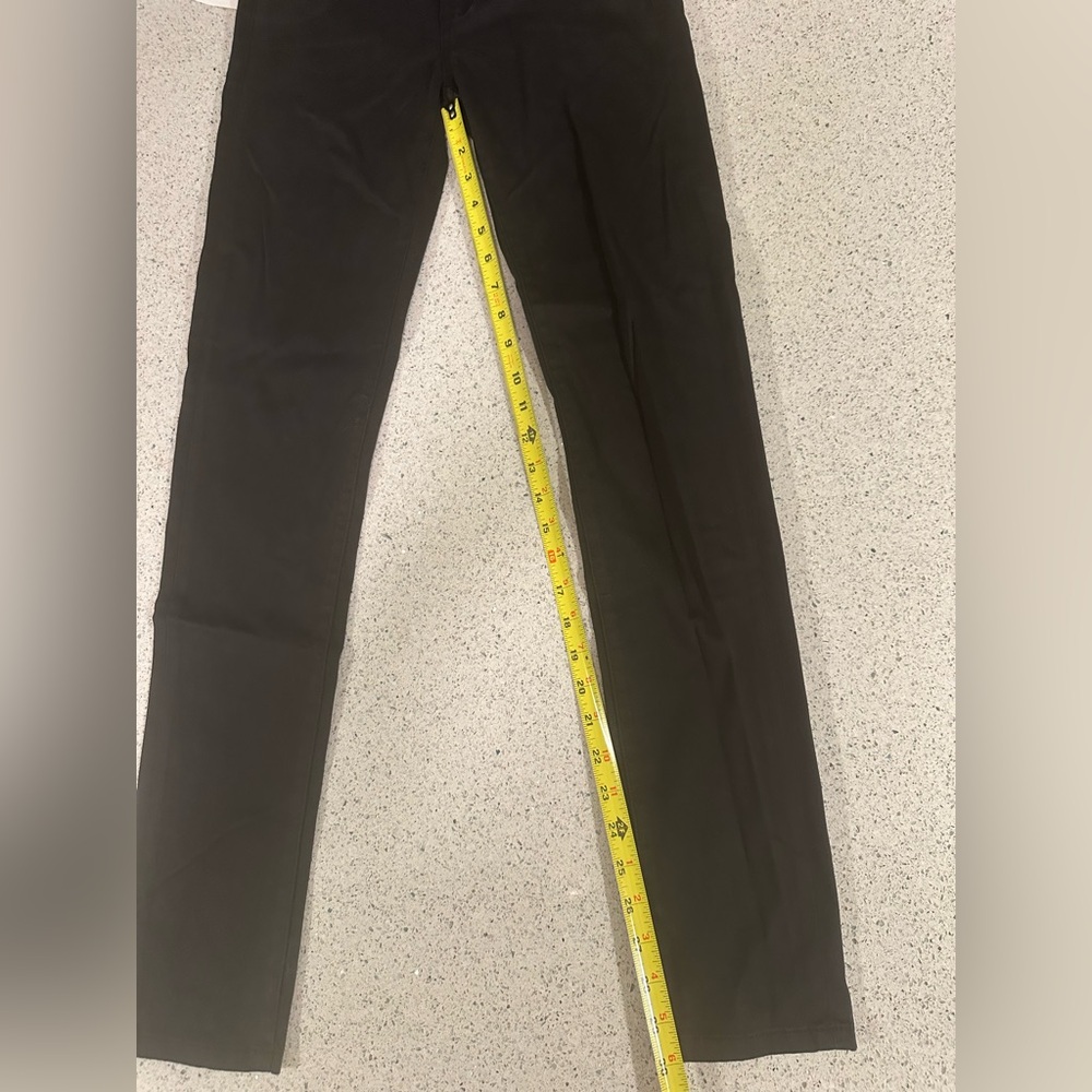 Calvin Klein Jeans Black Denim Mid Rise Skinny 2 NWT - Picture 2 of 9